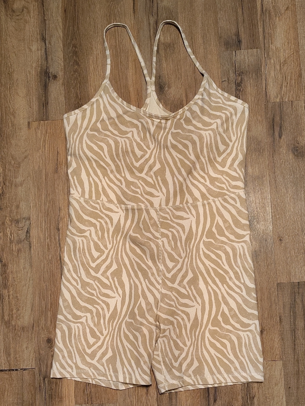 Old Navy Beige Zebra Print Women’s Active Tank Romper - Picture 2 of 9